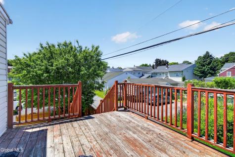 17 Hudson Street Waterford NY 12188