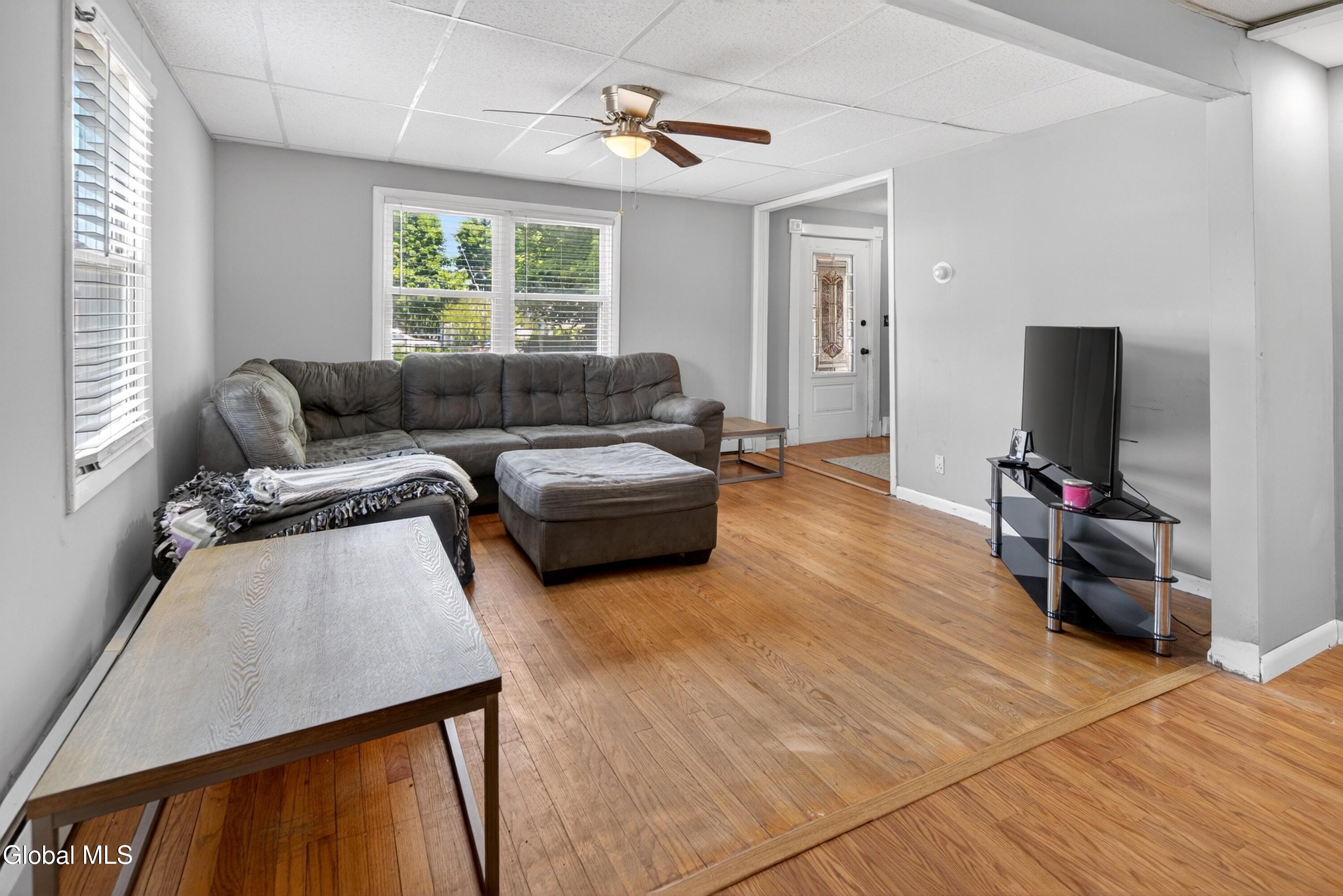 17 Hudson Street Waterford NY 12188