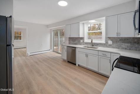 4 Woodshire Court Ballston Lake NY 12019