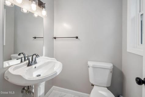 4 Woodshire Court Ballston Lake NY 12019