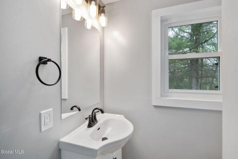 4 Woodshire Court Ballston Lake NY 12019