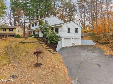 4 Woodshire Court Ballston Lake NY 12019