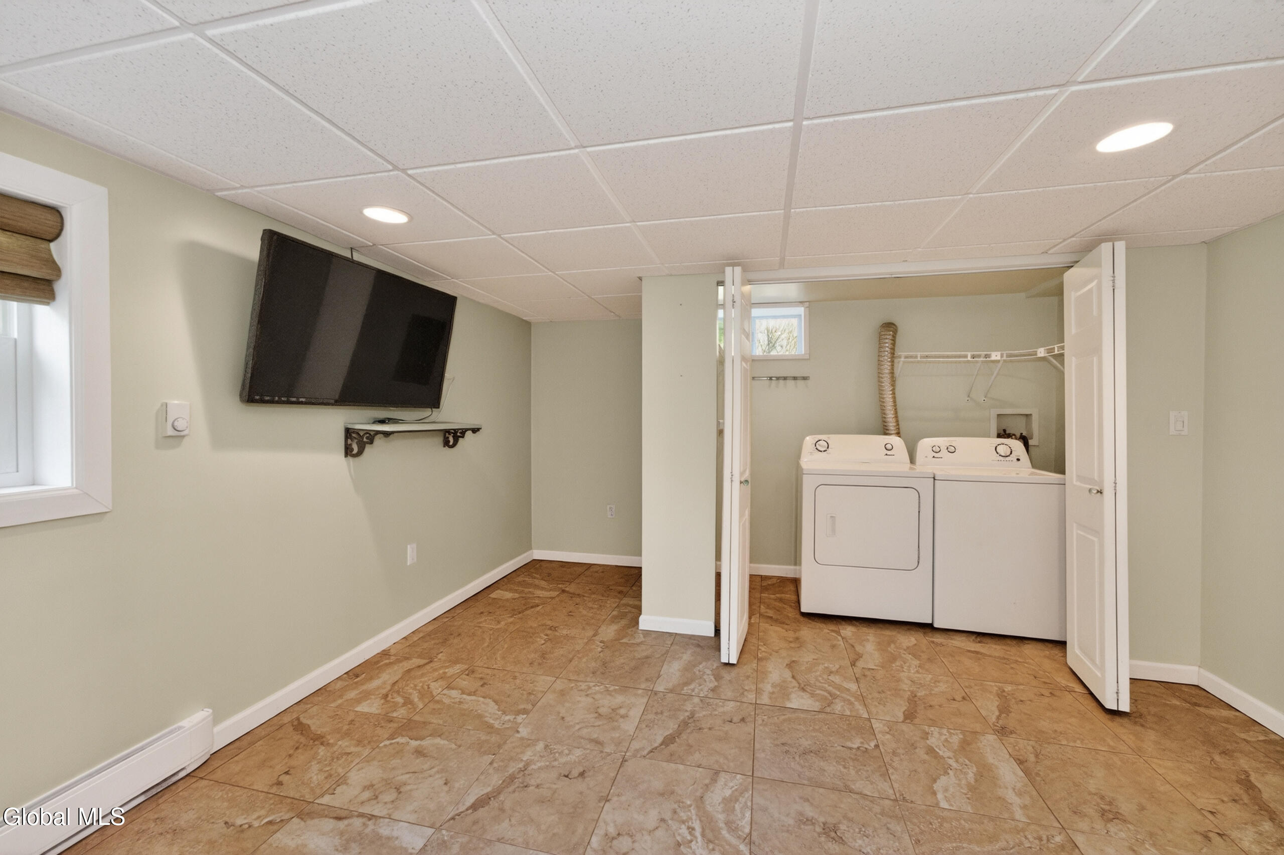 78 Mcnutt Avenue Albany NY 12205