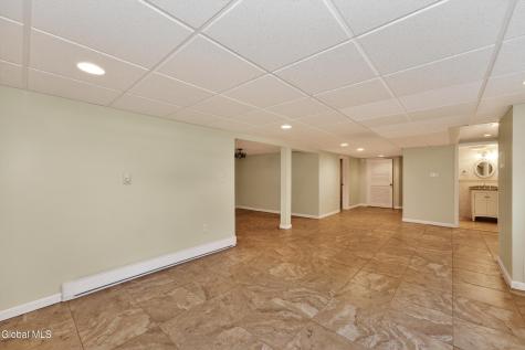 78 Mcnutt Avenue Albany NY 12205