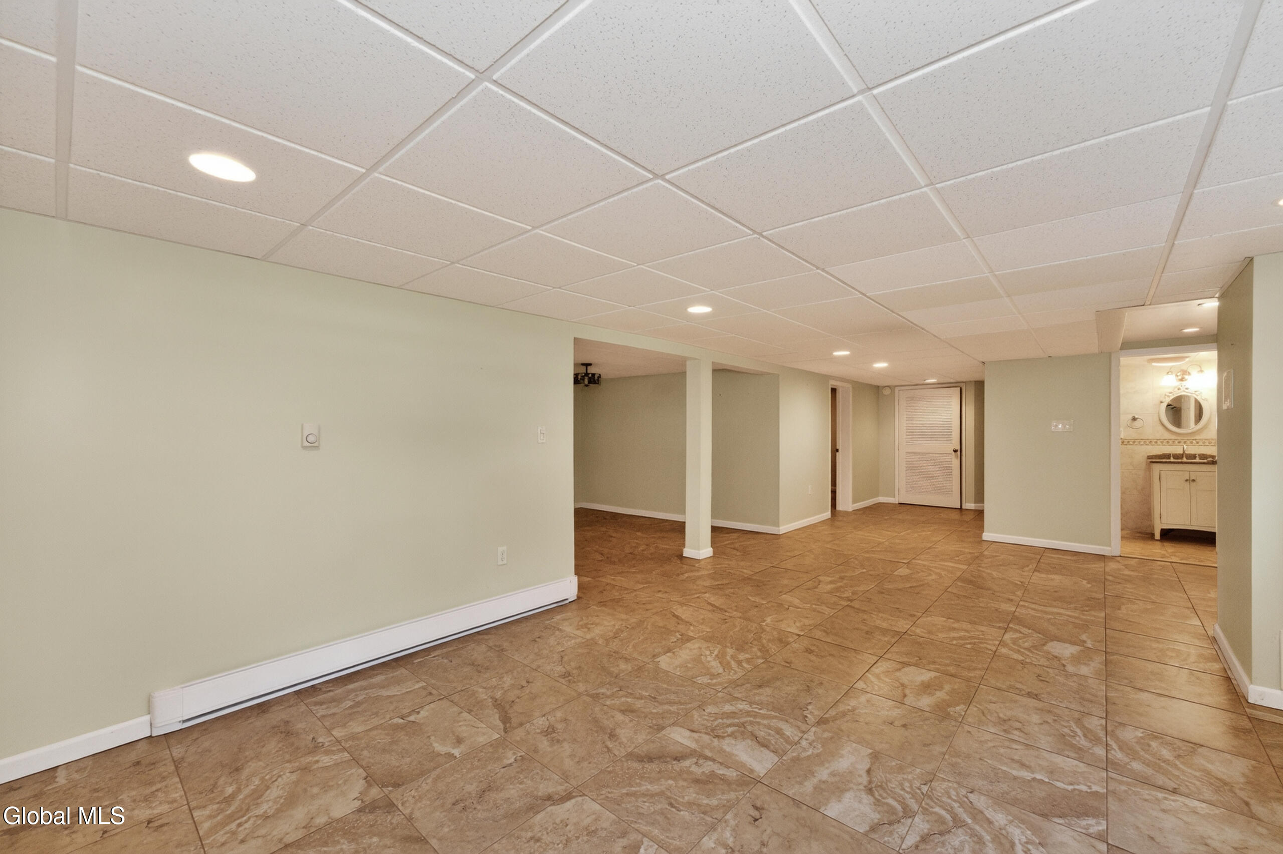 78 Mcnutt Avenue Albany NY 12205