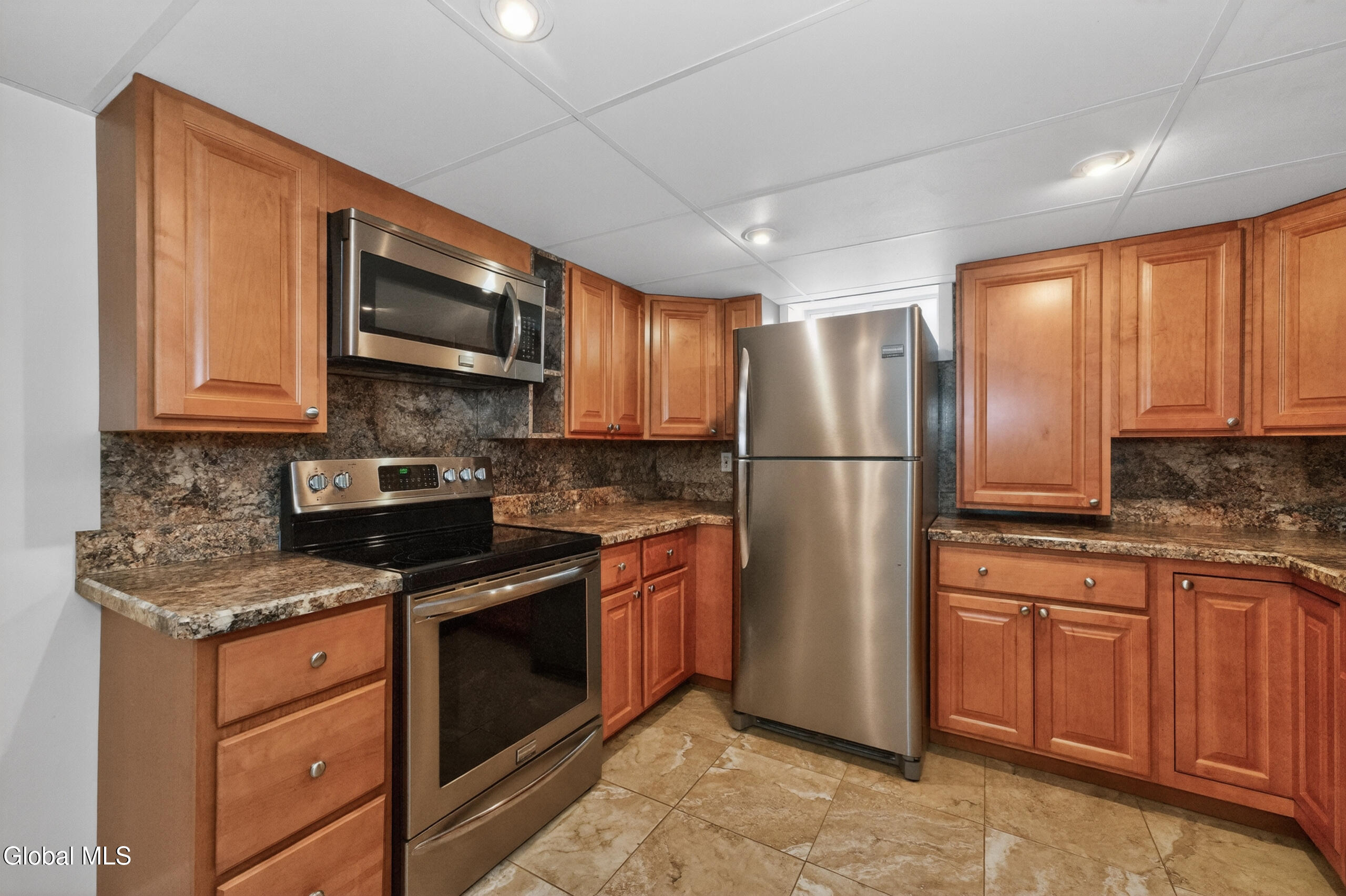 78 Mcnutt Avenue Albany NY 12205