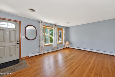 78 Mcnutt Avenue Albany NY 12205