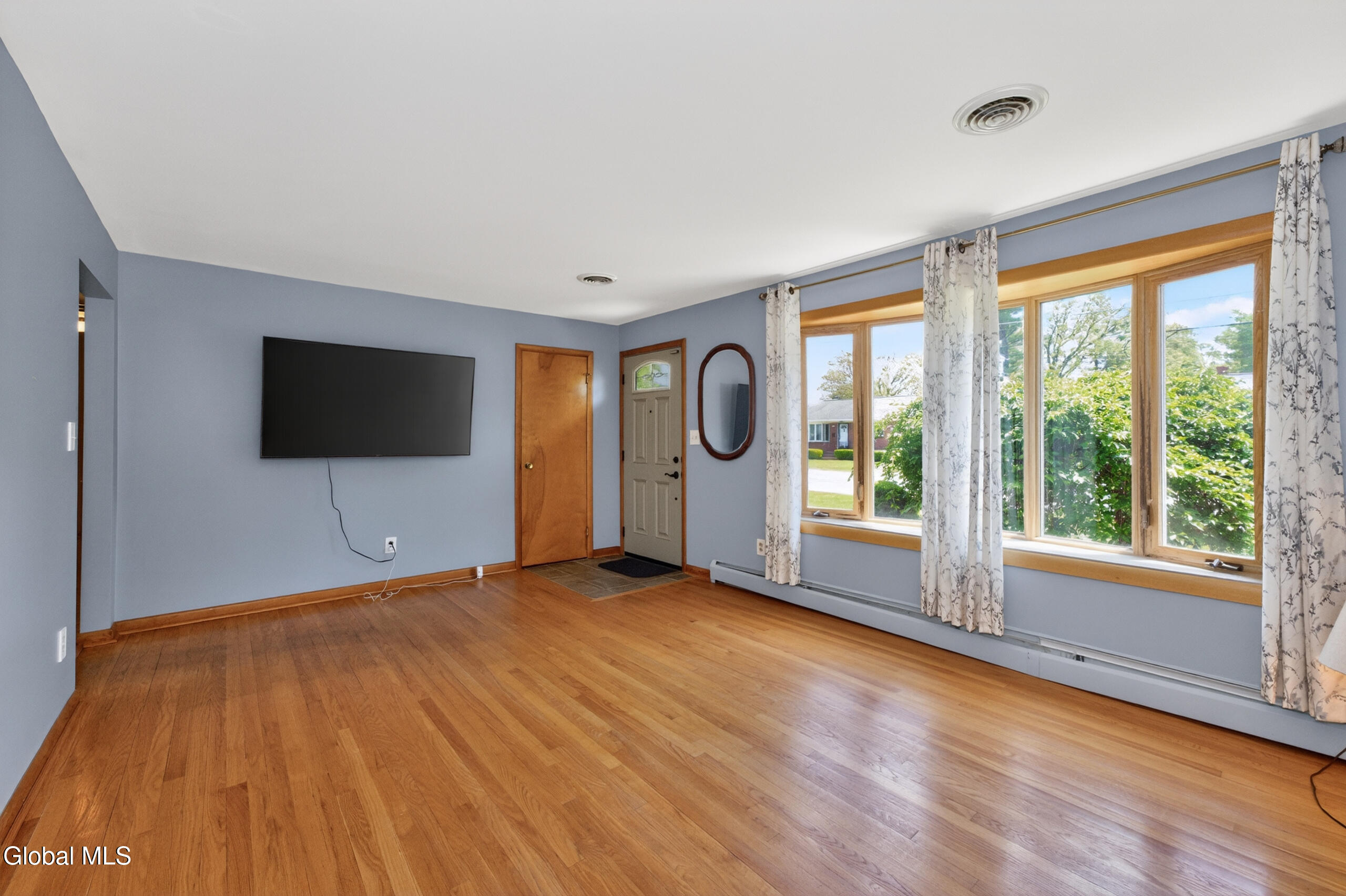 78 Mcnutt Avenue Albany NY 12205