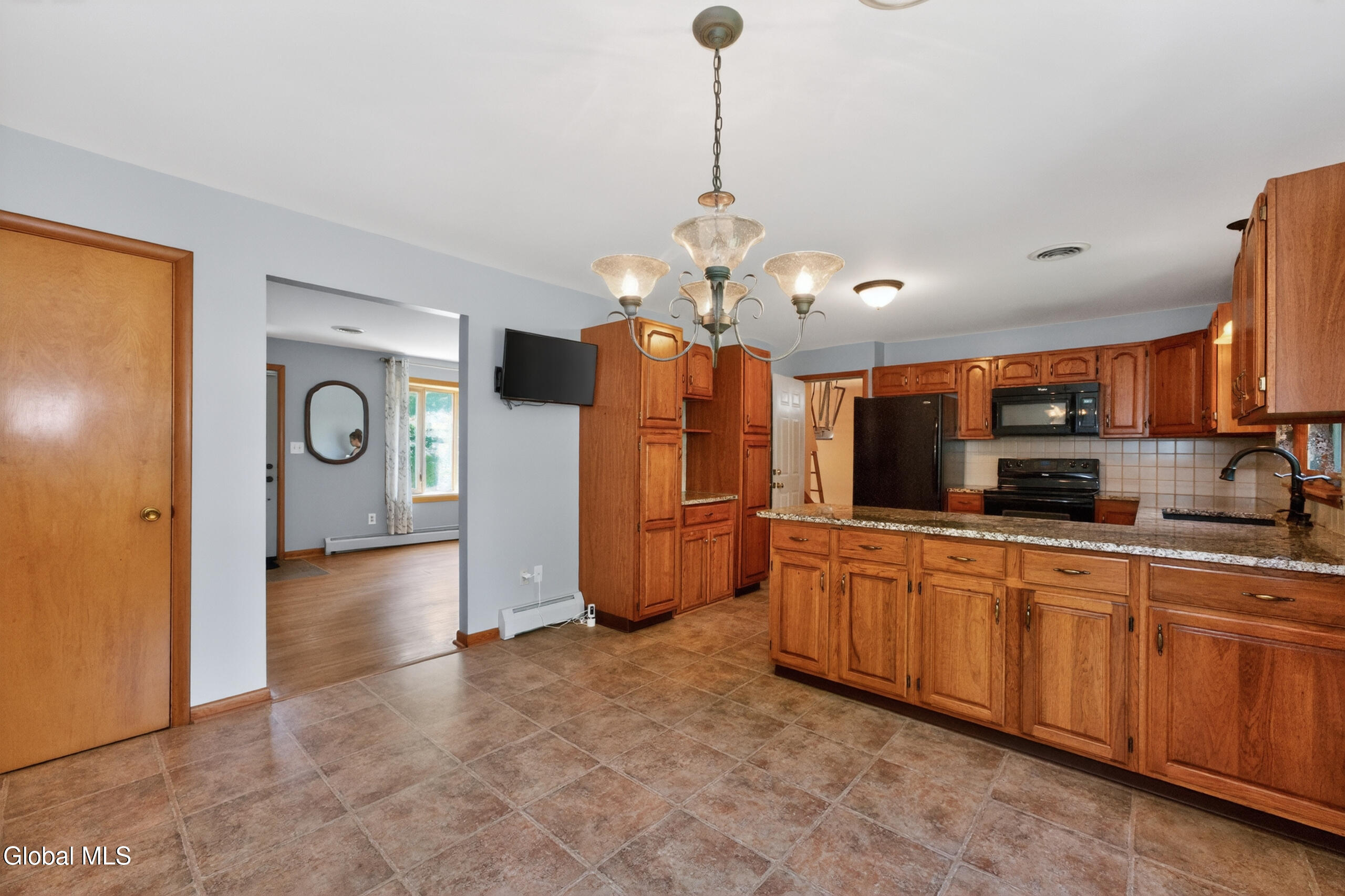 78 Mcnutt Avenue Albany NY 12205