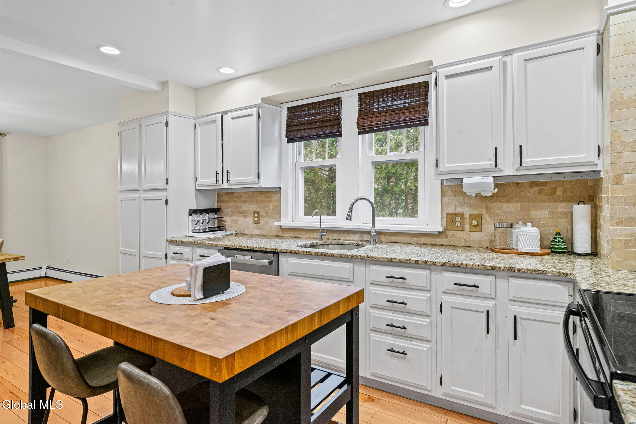 1002 Fort Hunter Road Schenectady NY 12303