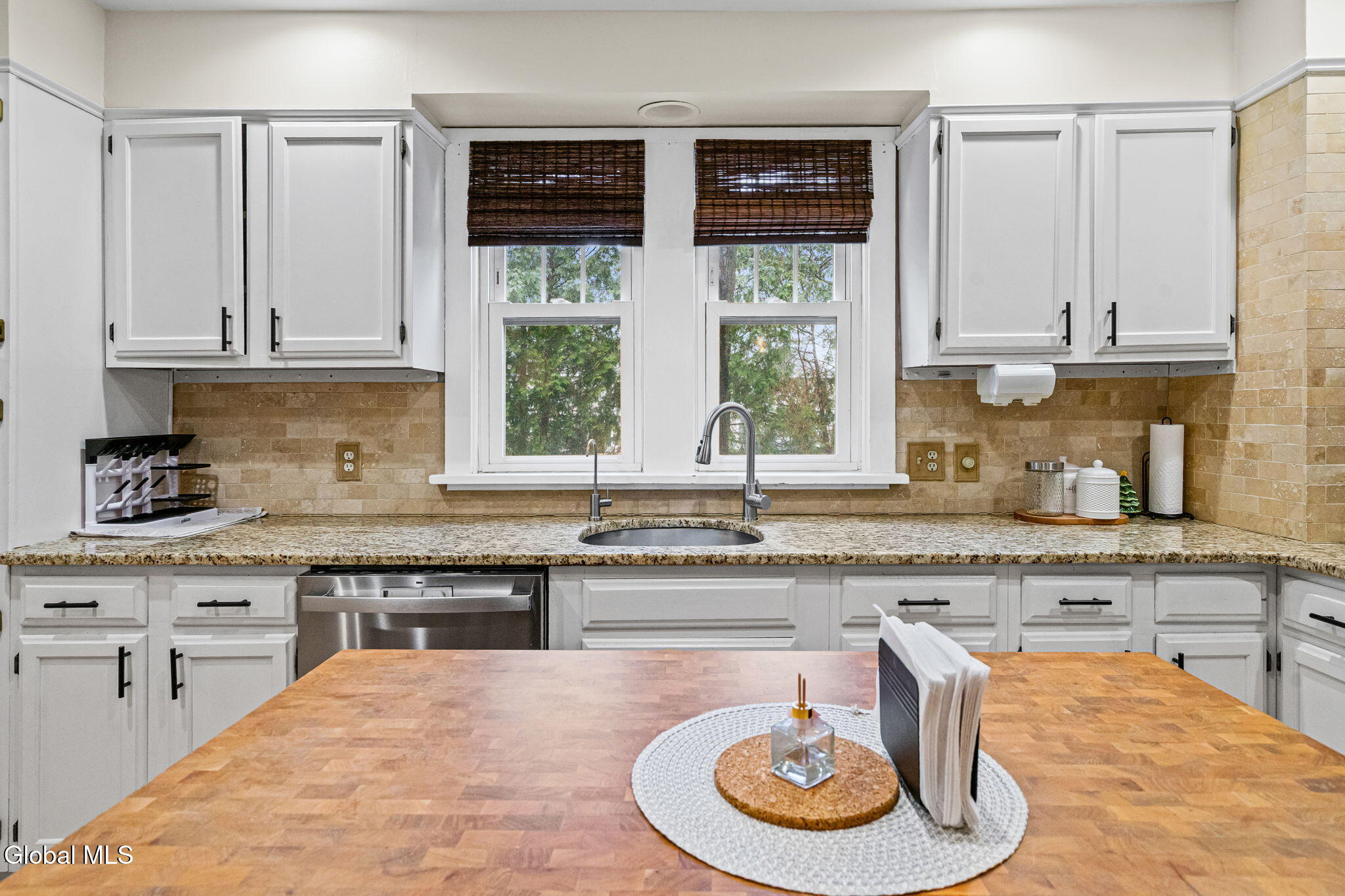 1002 Fort Hunter Road Schenectady NY 12303