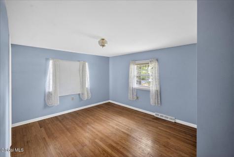 5 Peck Lane Clifton Park NY 12065