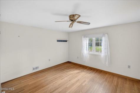 5 Peck Lane Clifton Park NY 12065