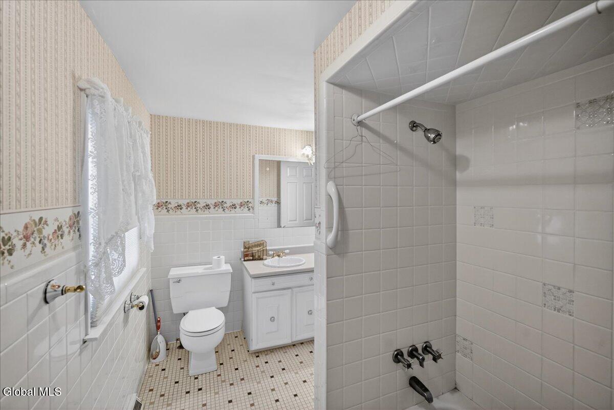 5 Peck Lane Clifton Park NY 12065