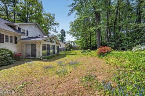 5 Peck Lane Clifton Park NY 12065