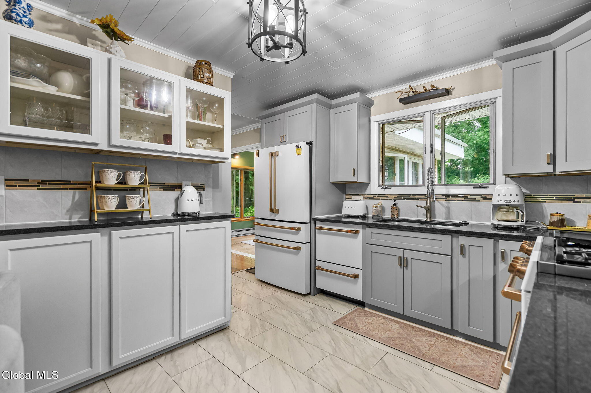 106 Wesskum Woods Road Gloversville NY 12078