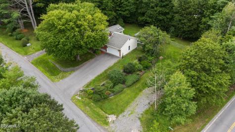 106 Wesskum Woods Road Gloversville NY 12078