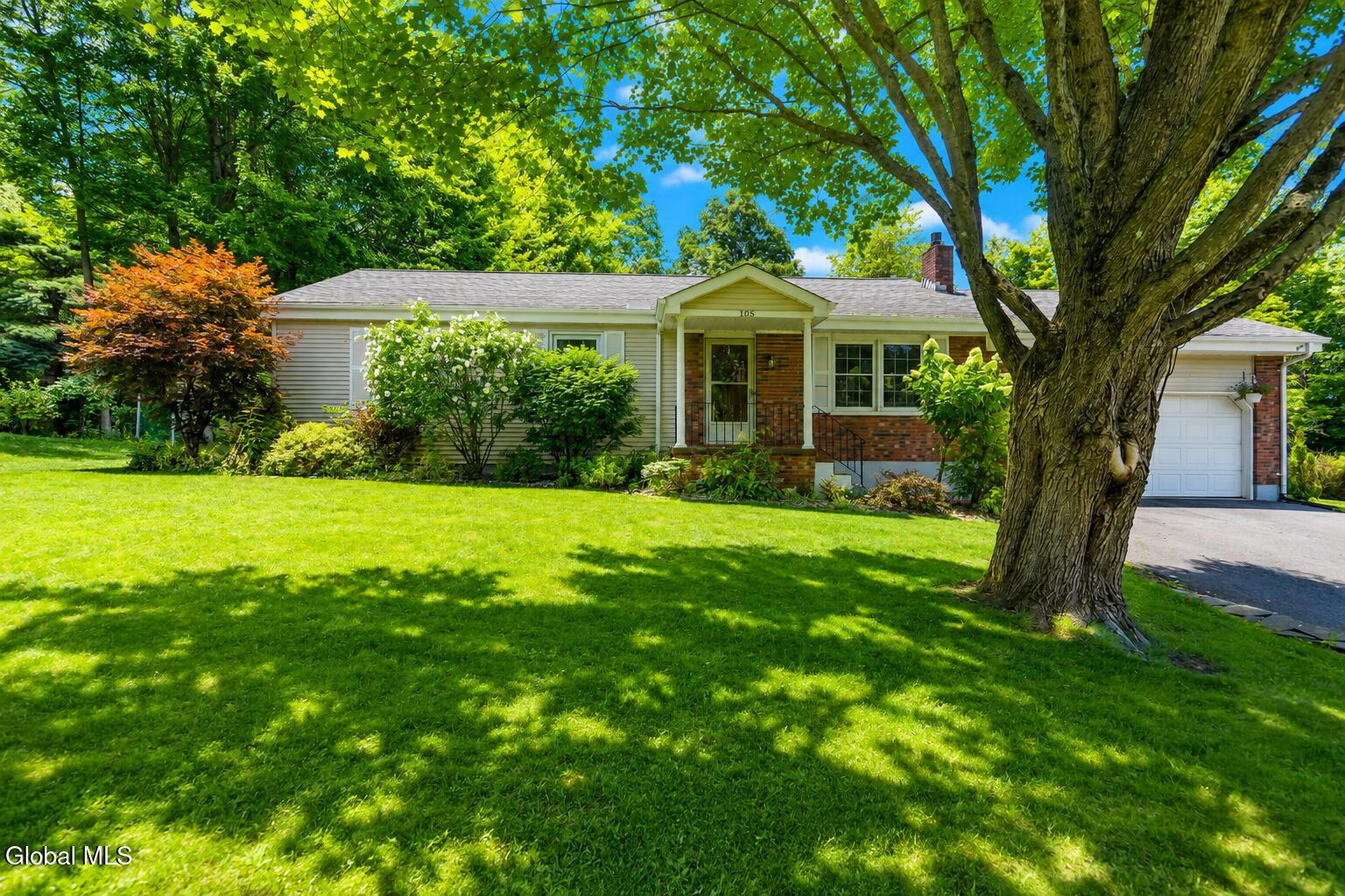 106 Wesskum Woods Road Gloversville NY 12078