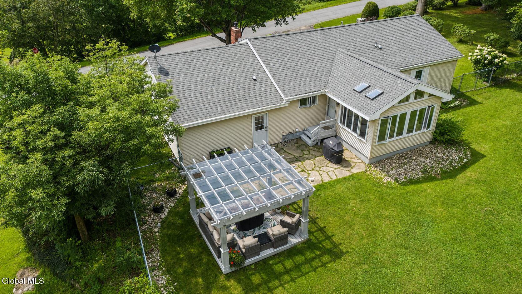 106 Wesskum Woods Road Gloversville NY 12078