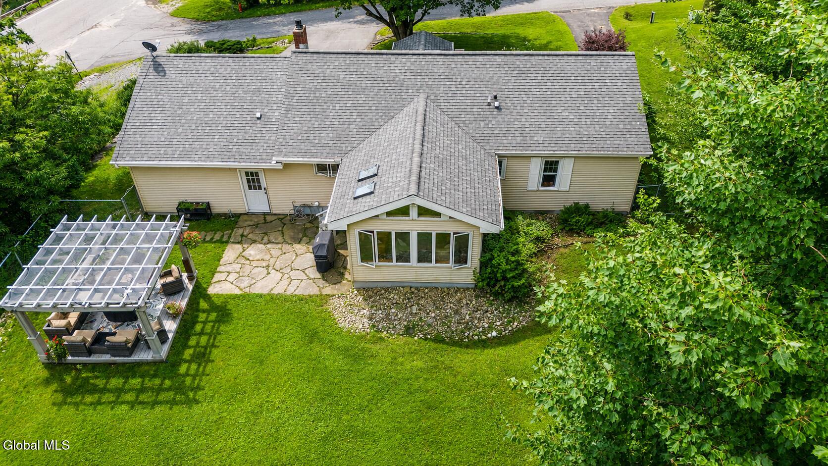 106 Wesskum Woods Road Gloversville NY 12078