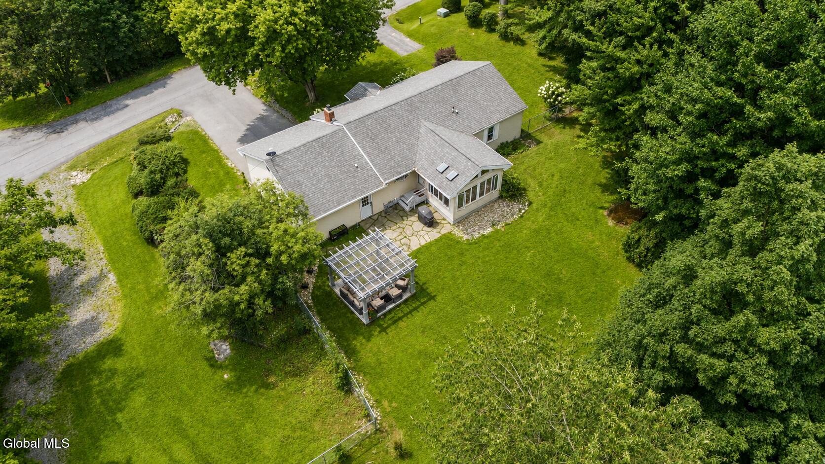 106 Wesskum Woods Road Gloversville NY 12078