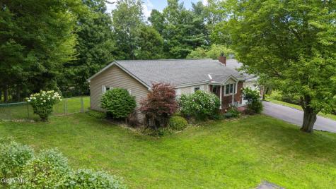 106 Wesskum Woods Road Gloversville NY 12078