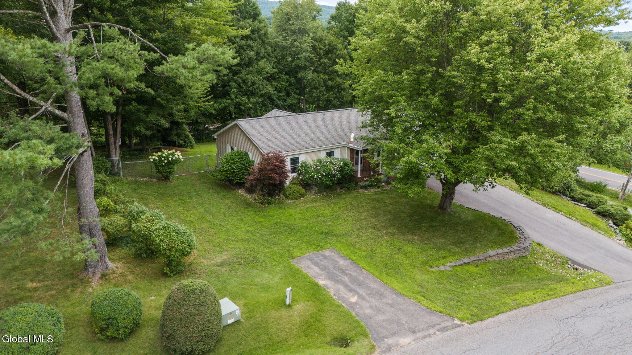 106 Wesskum Woods Road Gloversville NY 12078