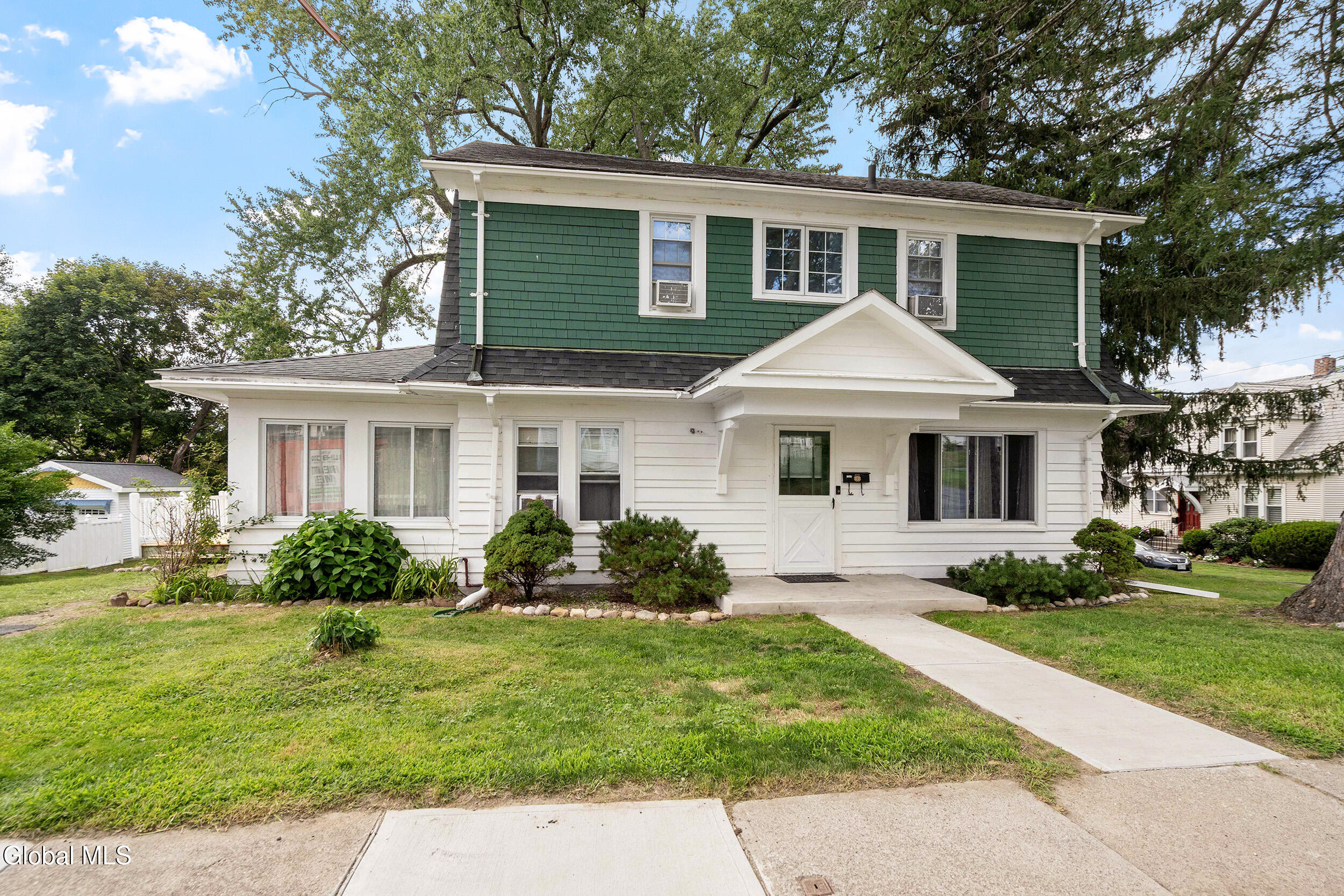 112 Fales Court Troy NY 12180