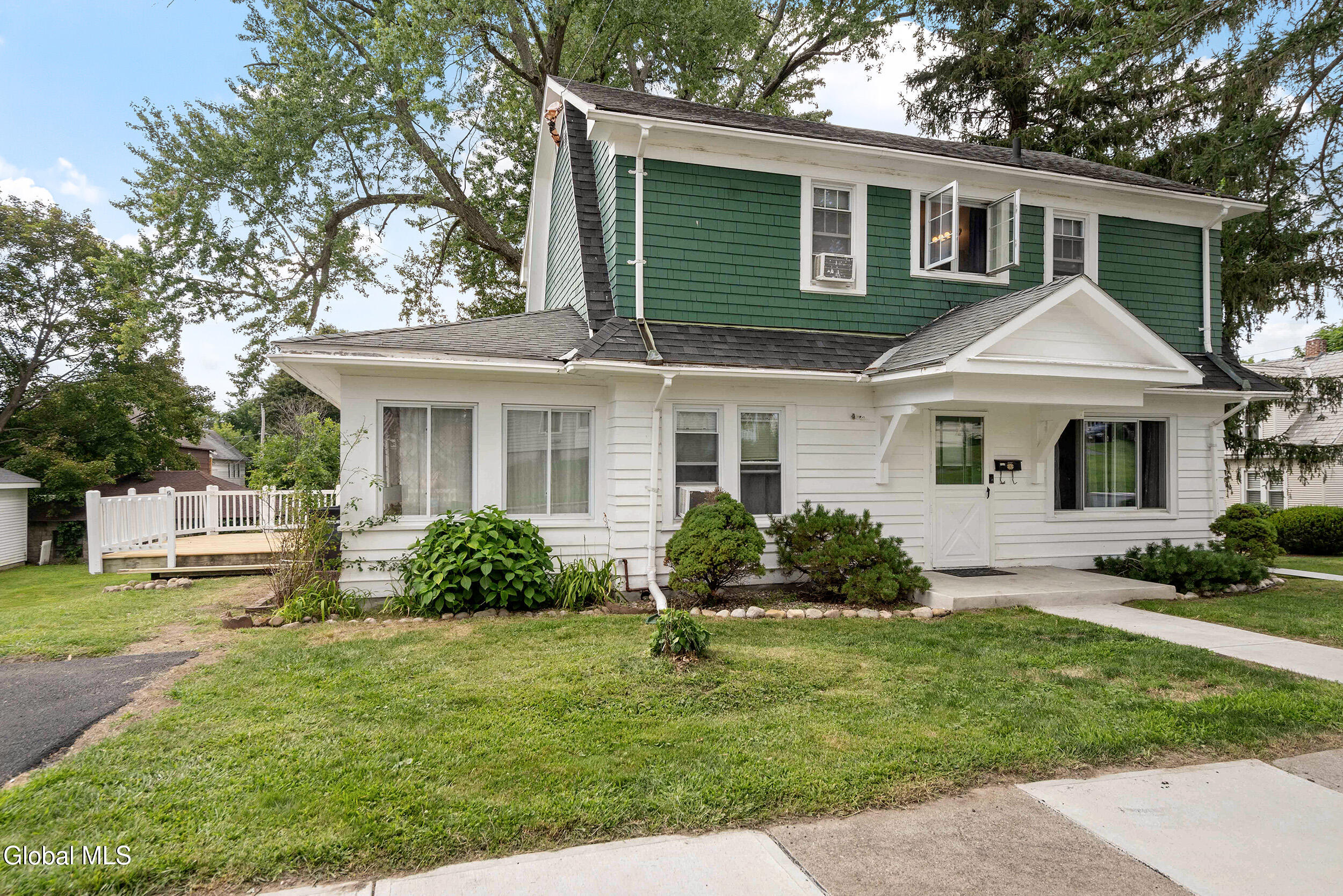 112 Fales Court Troy NY 12180