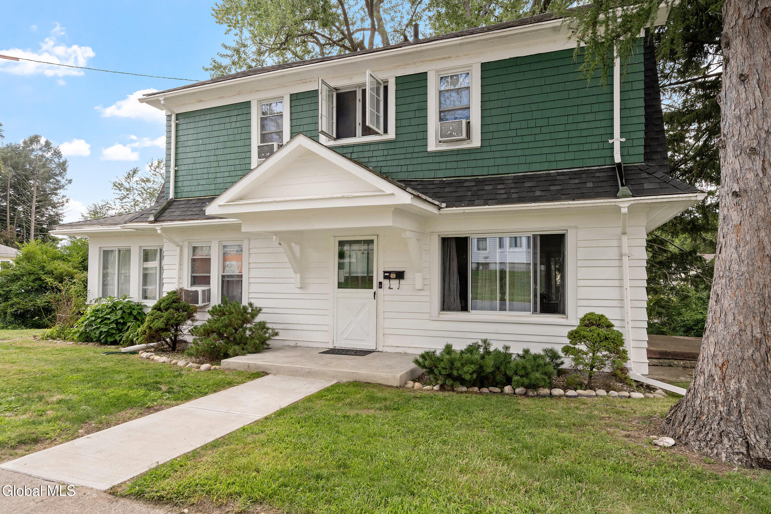 112 Fales Court Troy NY 12180
