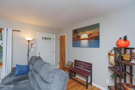 109 Birchwood Drive Schenectady NY 12303