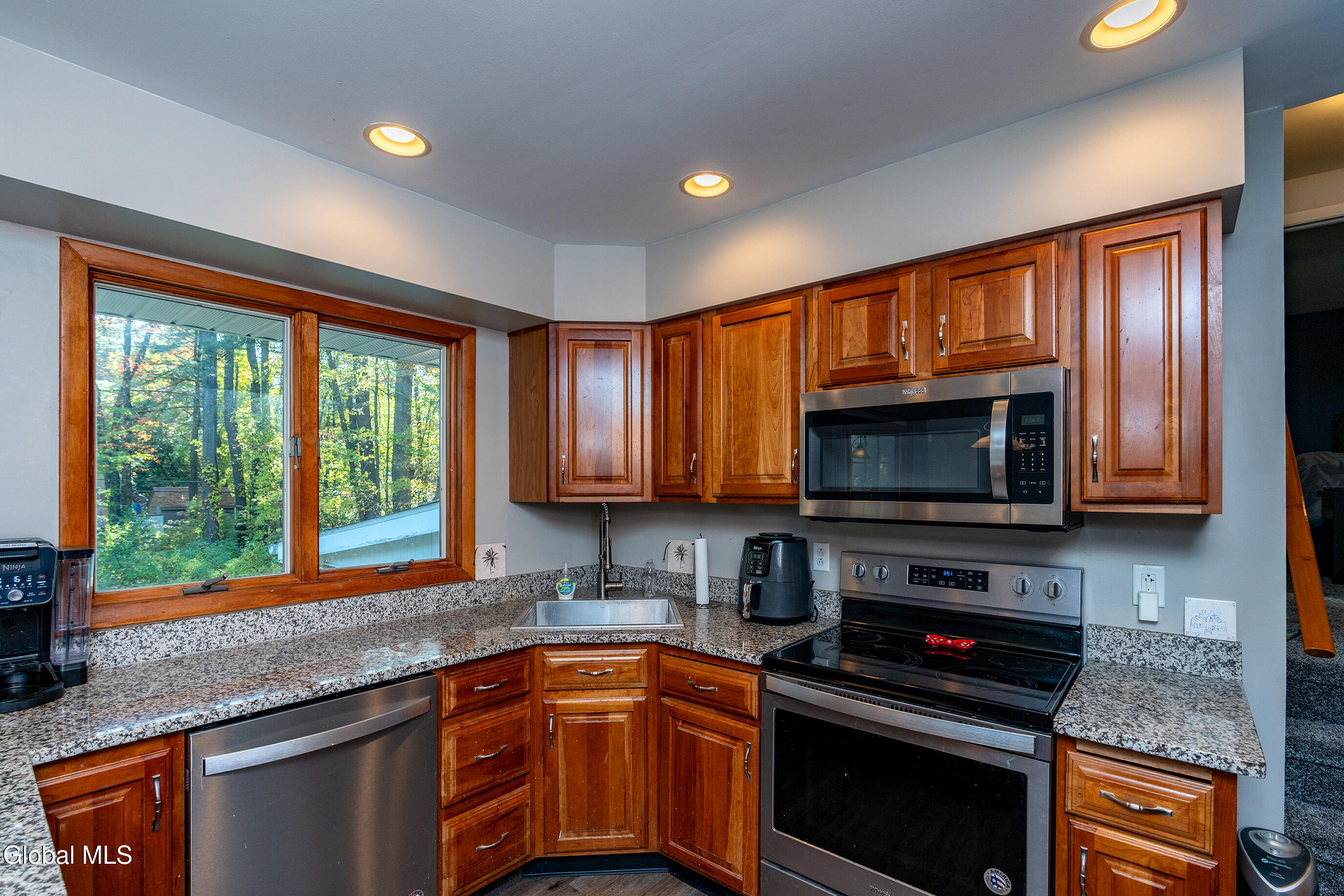 109 Birchwood Drive Schenectady NY 12303