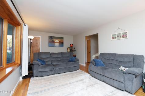 109 Birchwood Drive Schenectady NY 12303