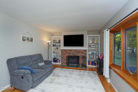 109 Birchwood Drive Schenectady NY 12303