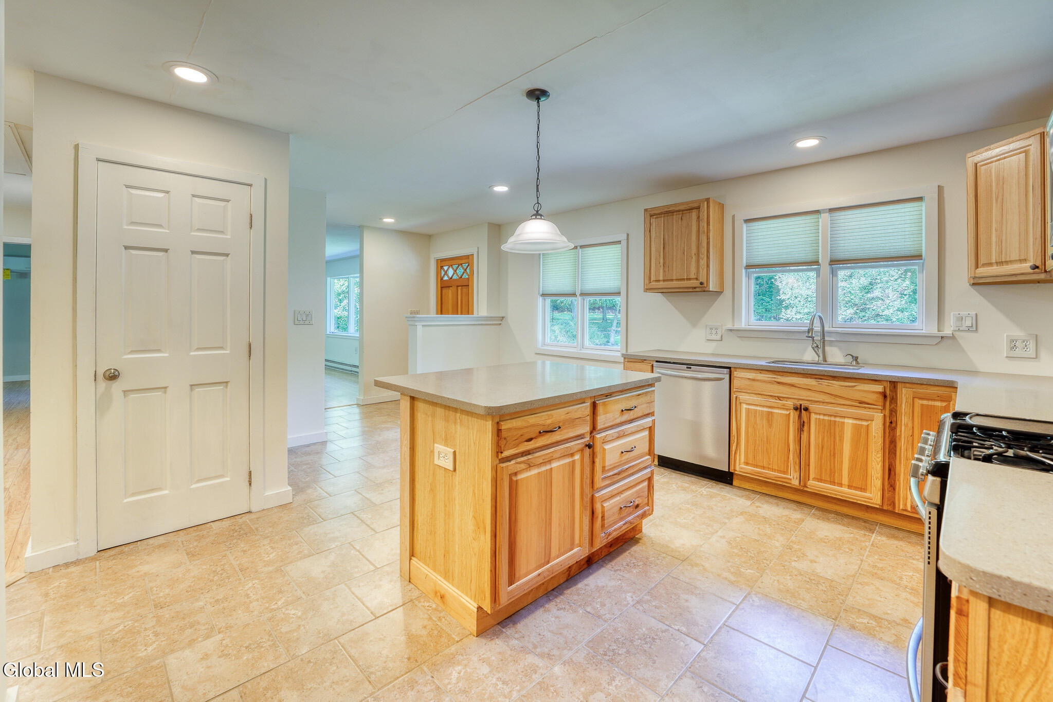 34 Van Buskirk Road Saugerties NY 12477