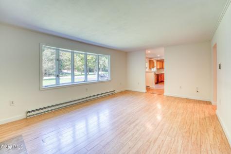 34 Van Buskirk Road Saugerties NY 12477