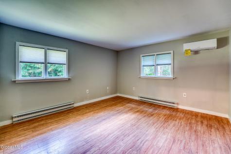 34 Van Buskirk Road Saugerties NY 12477