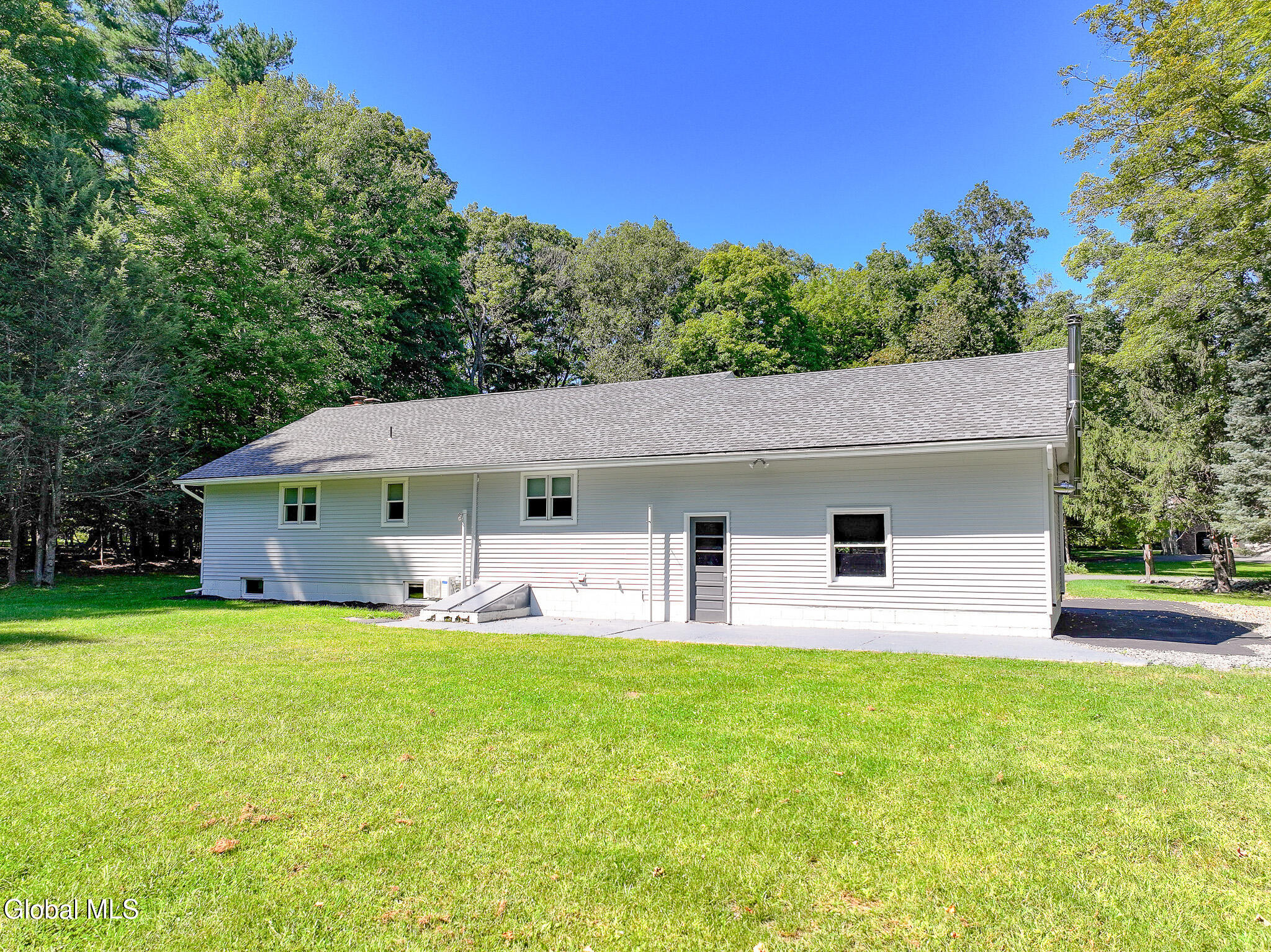 34 Van Buskirk Road Saugerties NY 12477
