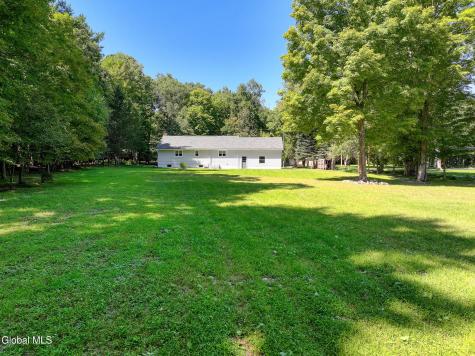 34 Van Buskirk Road Saugerties NY 12477