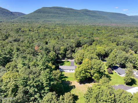 34 Van Buskirk Road Saugerties NY 12477
