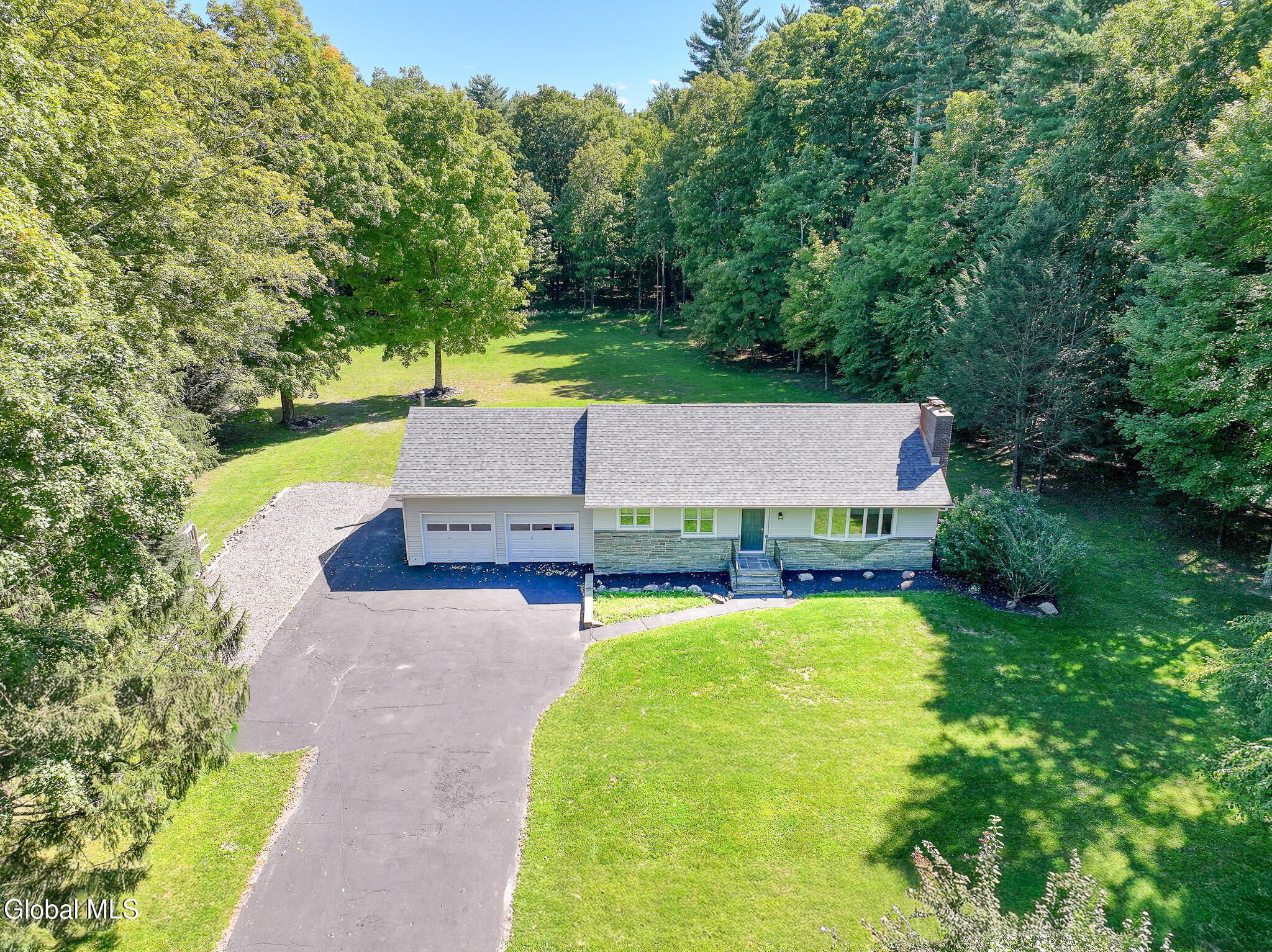 34 Van Buskirk Road Saugerties NY 12477