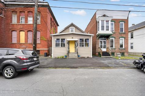 817 24th Street Watervliet NY 12189