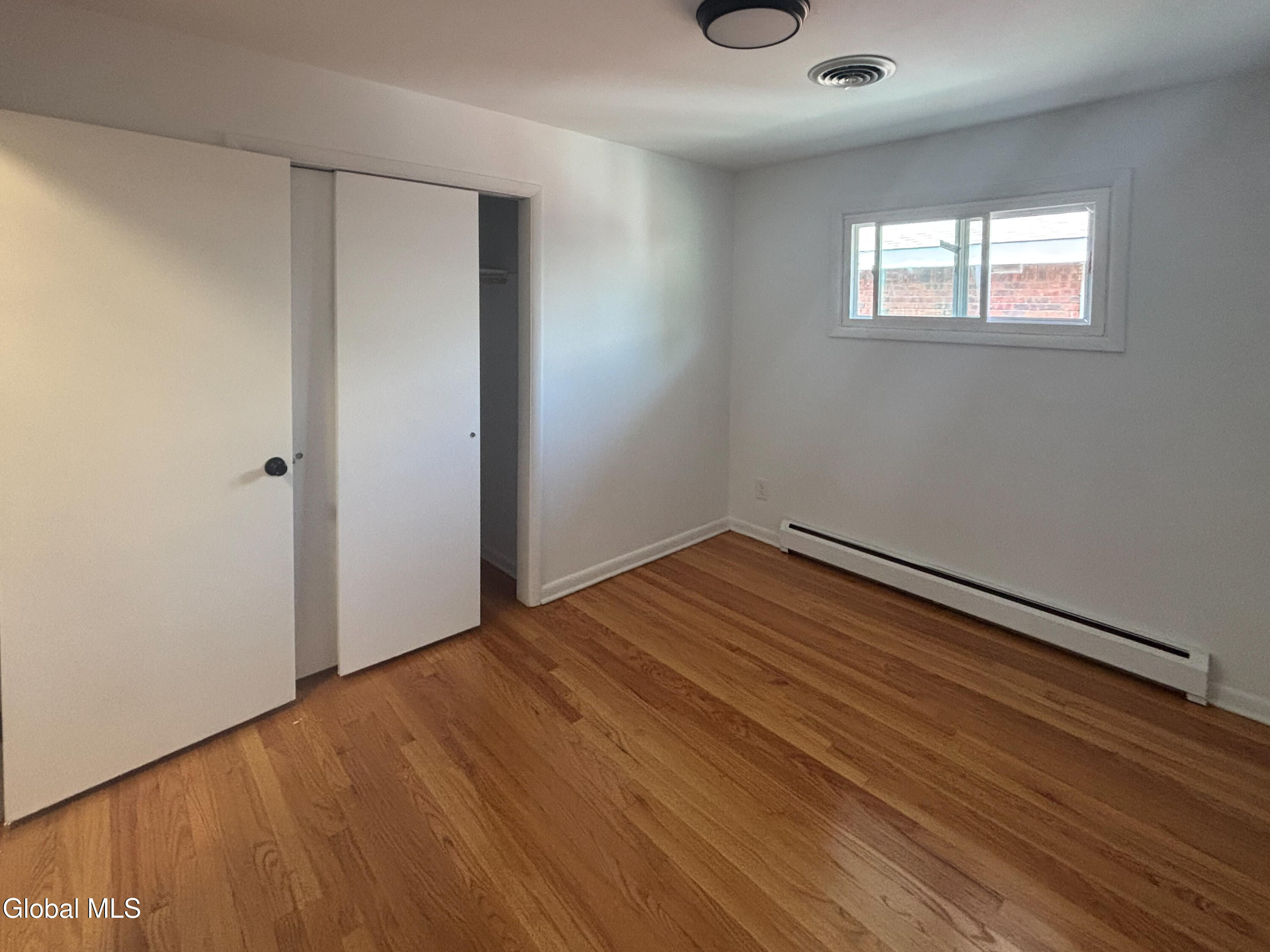24 Joanne Court Albany NY 12209