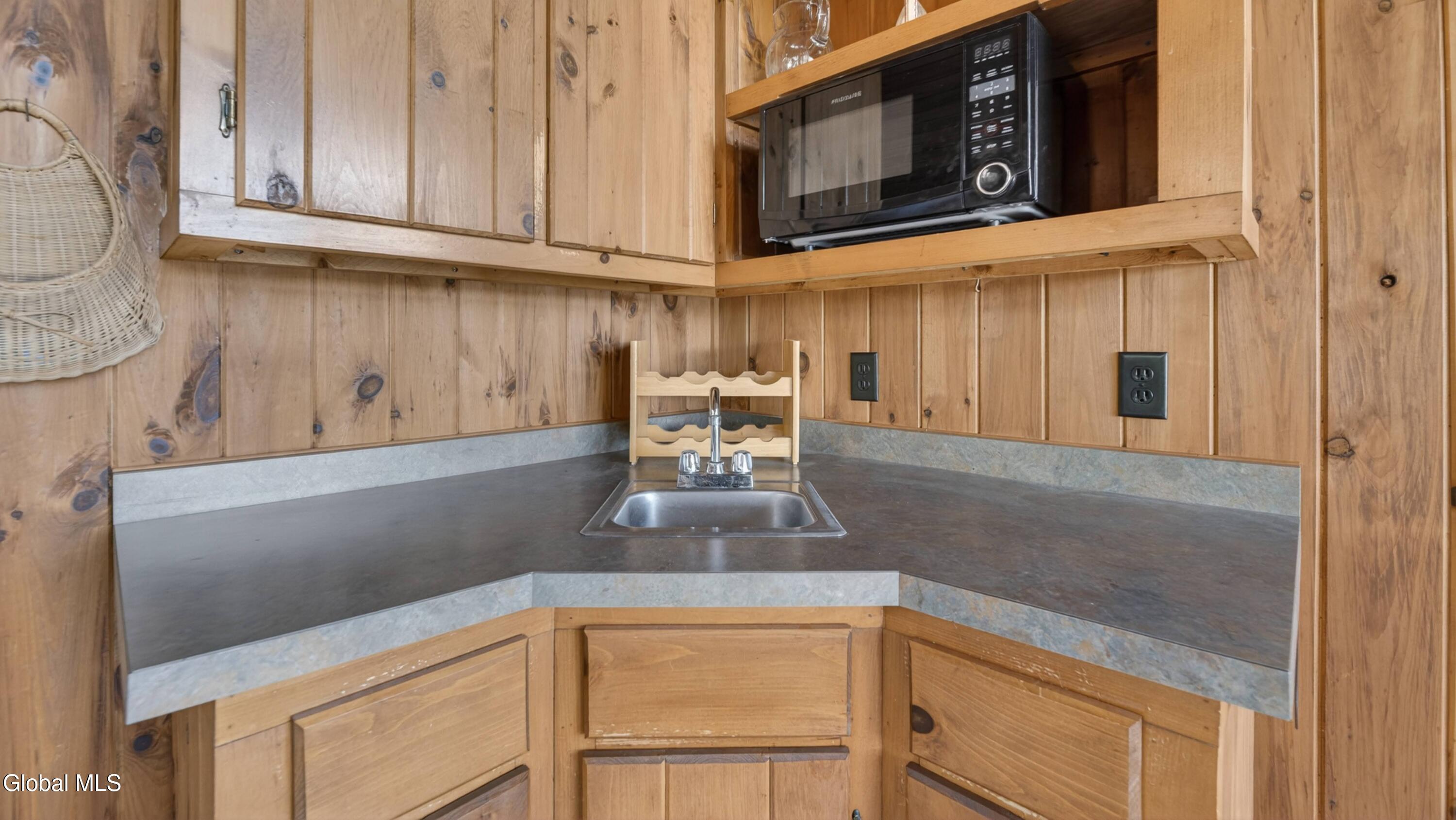 135 Pearson Lane Lake Pleasant NY 12108