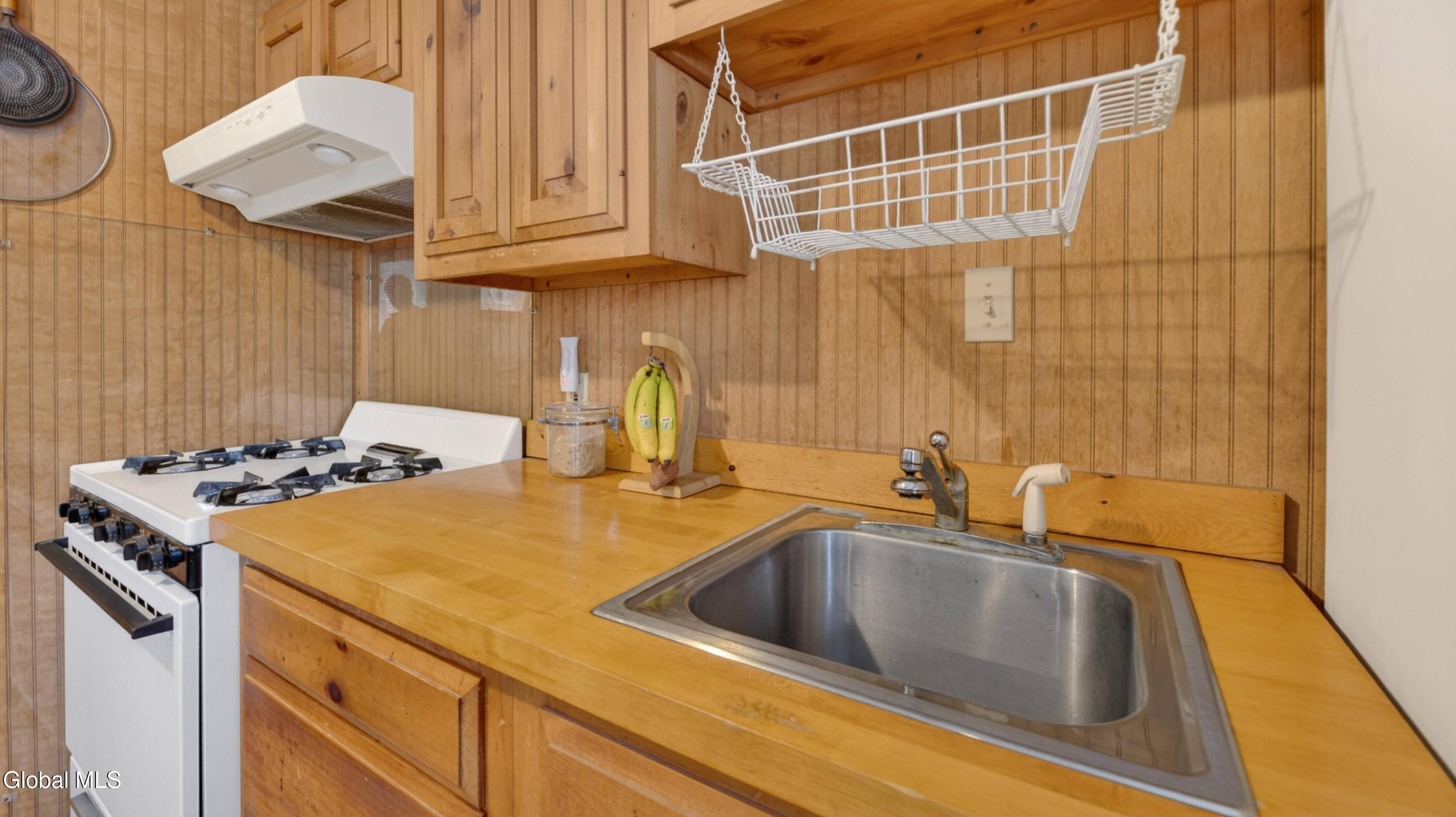 135 Pearson Lane Lake Pleasant NY 12108