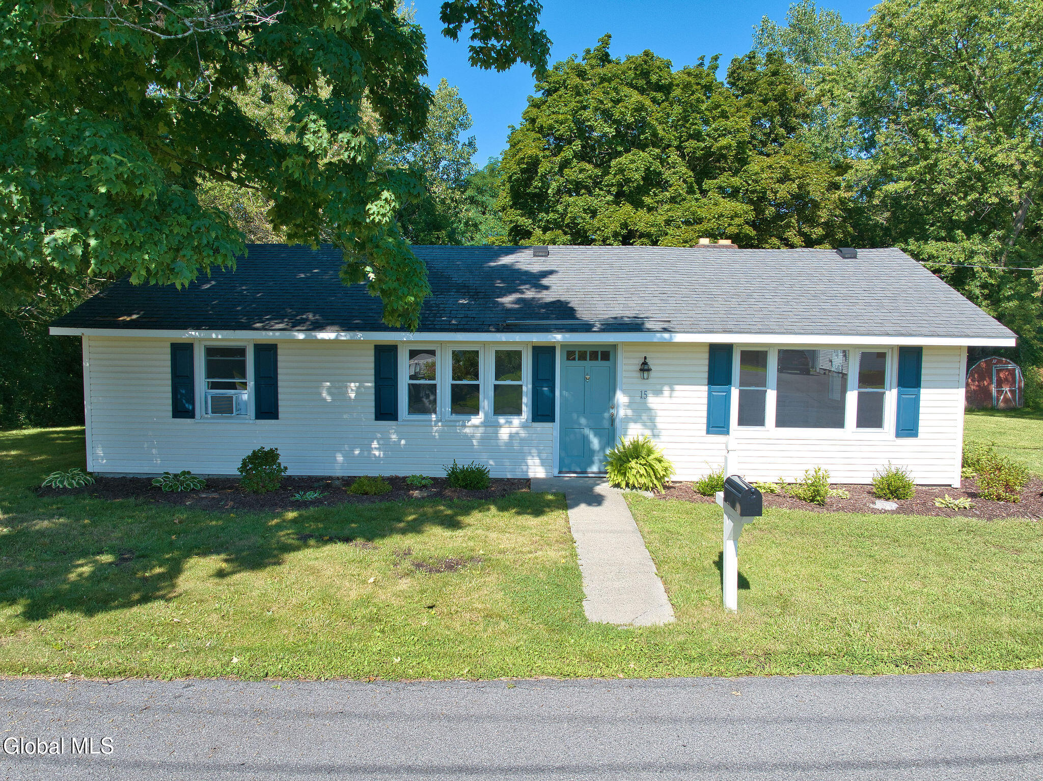 15 Renas Drive Cohoes NY 12047