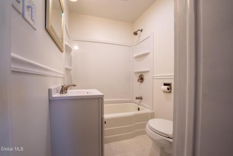 15 Renas Drive Cohoes NY 12047