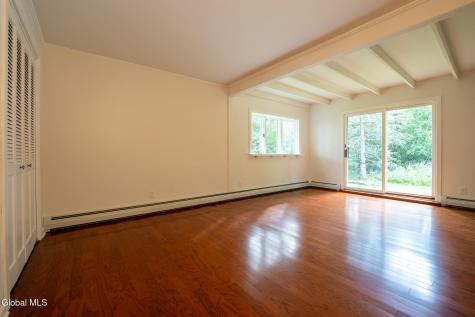 15 Renas Drive Cohoes NY 12047
