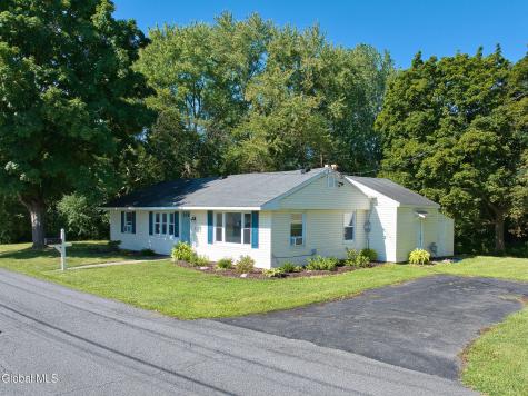 15 Renas Drive Cohoes NY 12047
