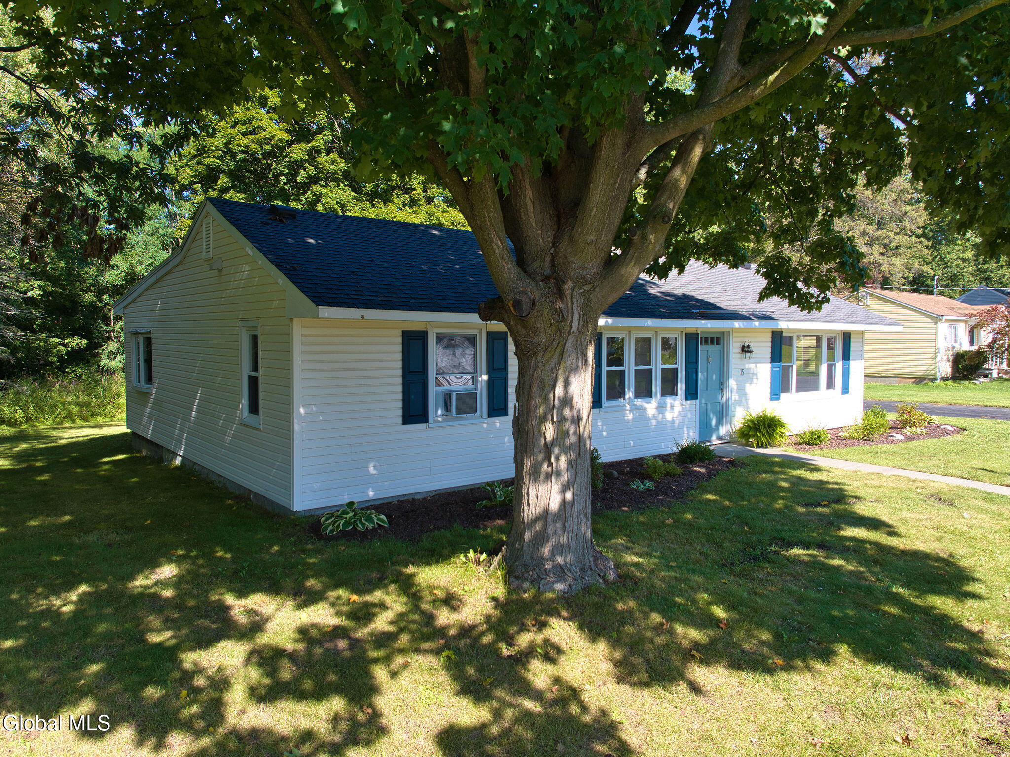 15 Renas Drive Cohoes NY 12047